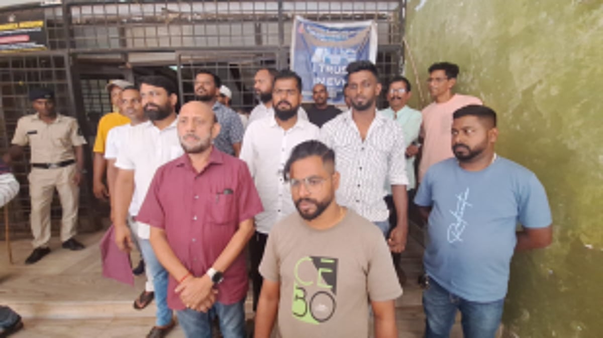 Speed governor machine big scam claims, All Goa taxi owner