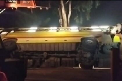 Speeding Sleeper Coach Bus Claims Three Lives in Kolhapur Road Accident