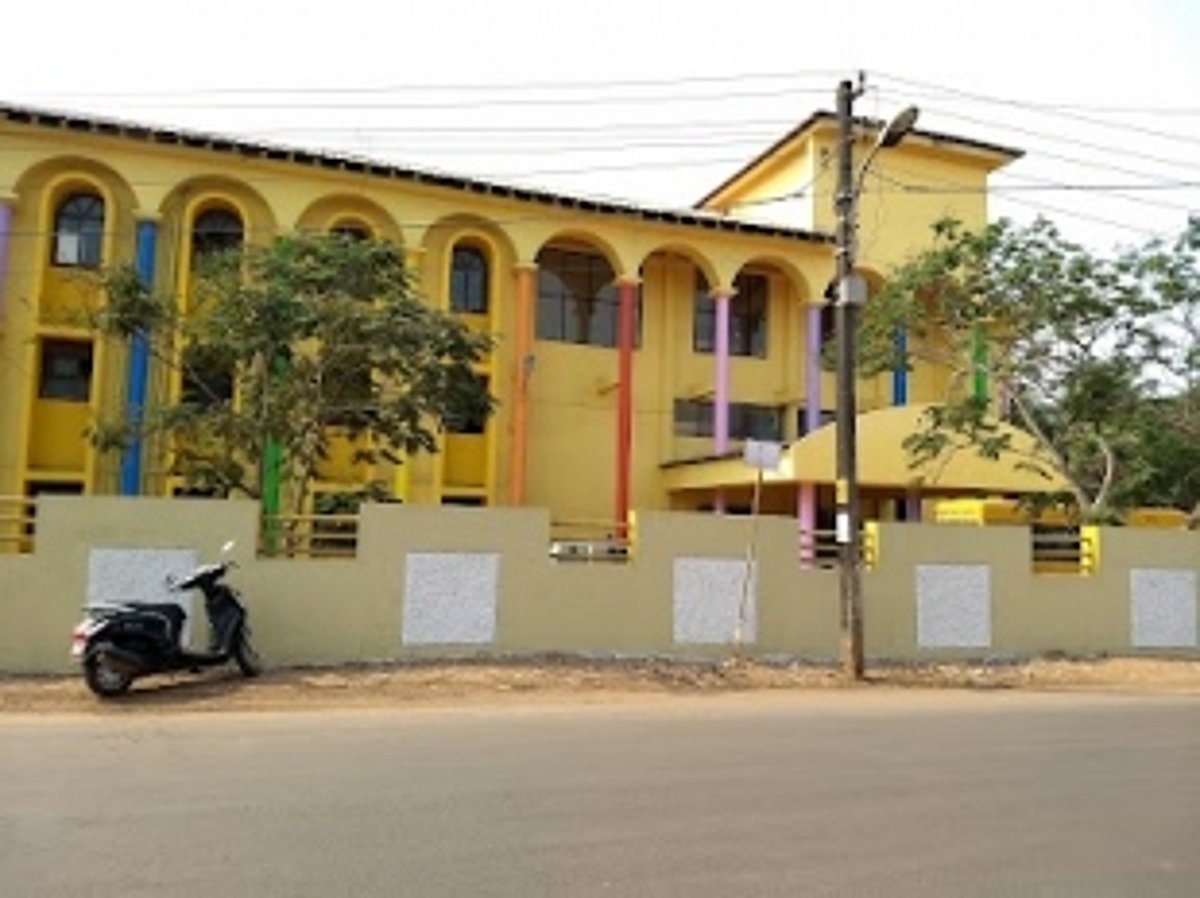 Spl needs student succumbs to injuries suffered from  fall at Sanjay School bldg