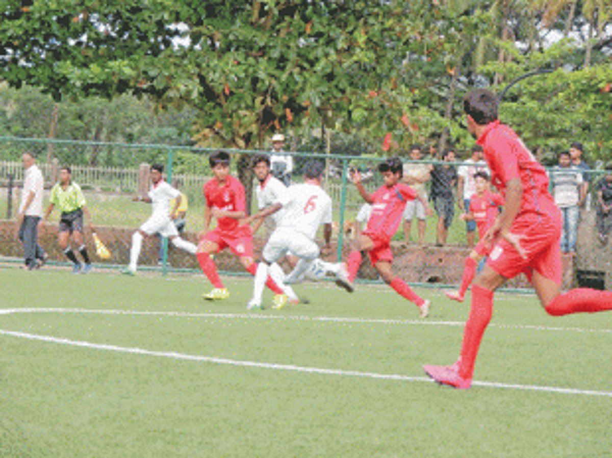 Sporting Clube held by Churchill Bros SC