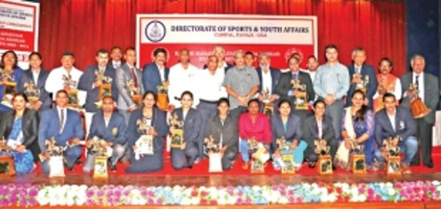 Sports personalities bestowed with Kerkar awards