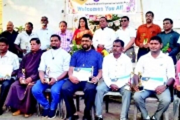 Sports personalities felicitated  for commendable performances