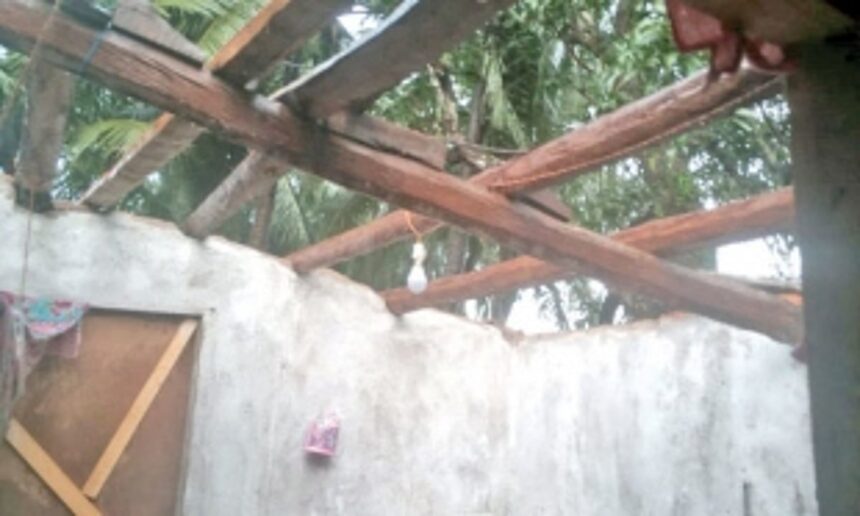 Squall rips apart roofs, topples trees in Kundaim, Ponda