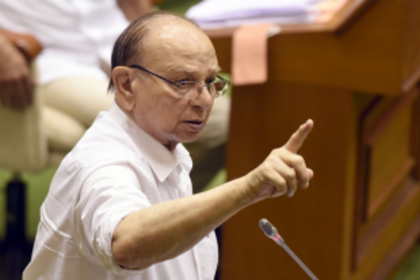 Sr Rane blames govt over mining imbroglio