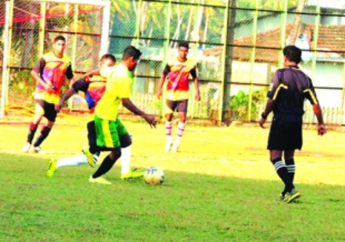 St Anthony’s SC sneak into semis