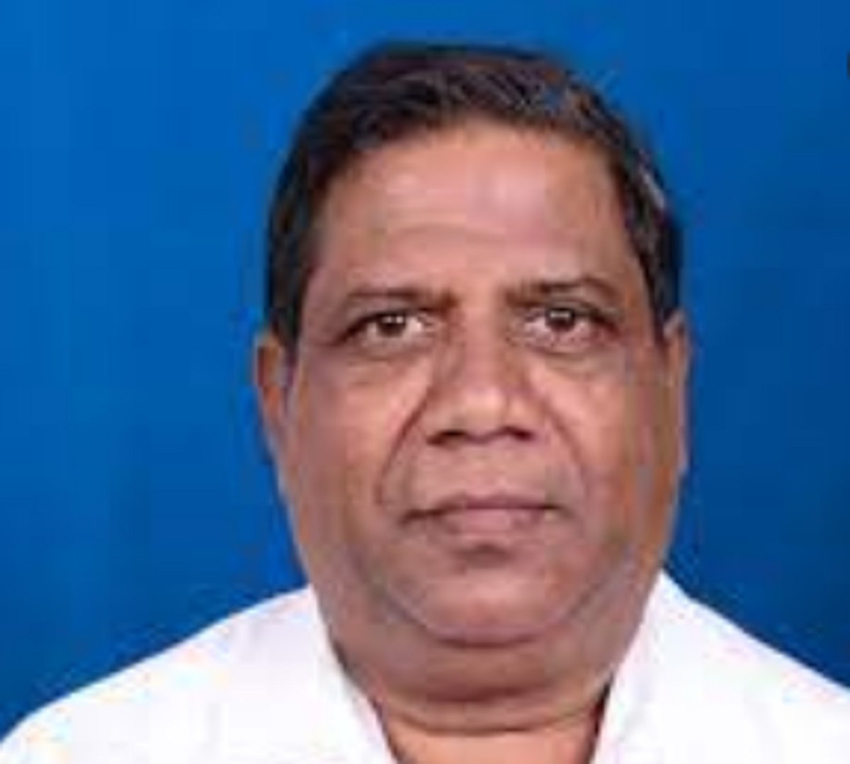 St Cruz MLA assures shops to owners of demolished stalls outside GMC