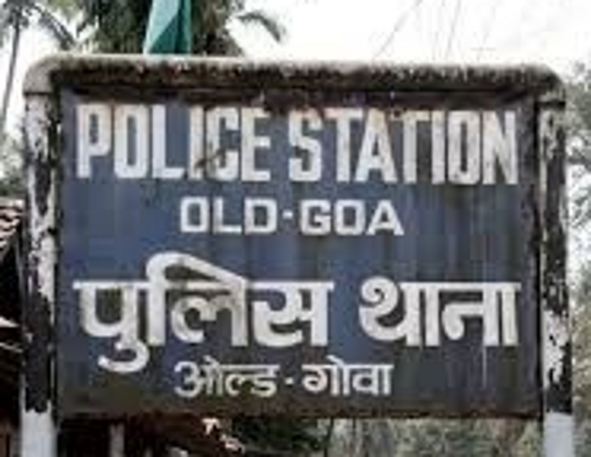 St Cruz resident threatened, FIR registered