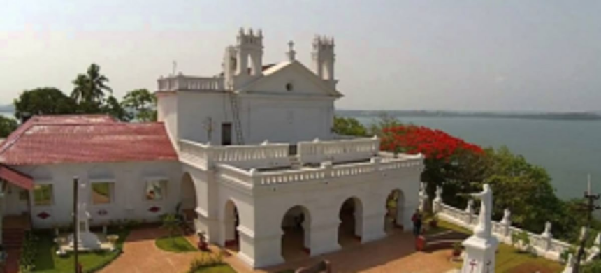 St Lawrence Church fama   on Saturday