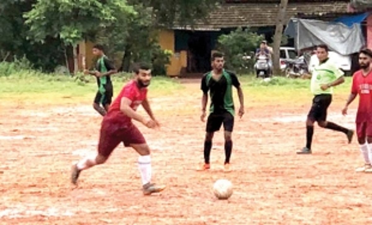 St Rock YC, Majorda storm into semi-finals