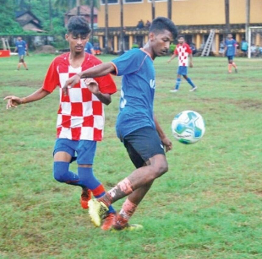 St Rock Youth Club in quarter-finals