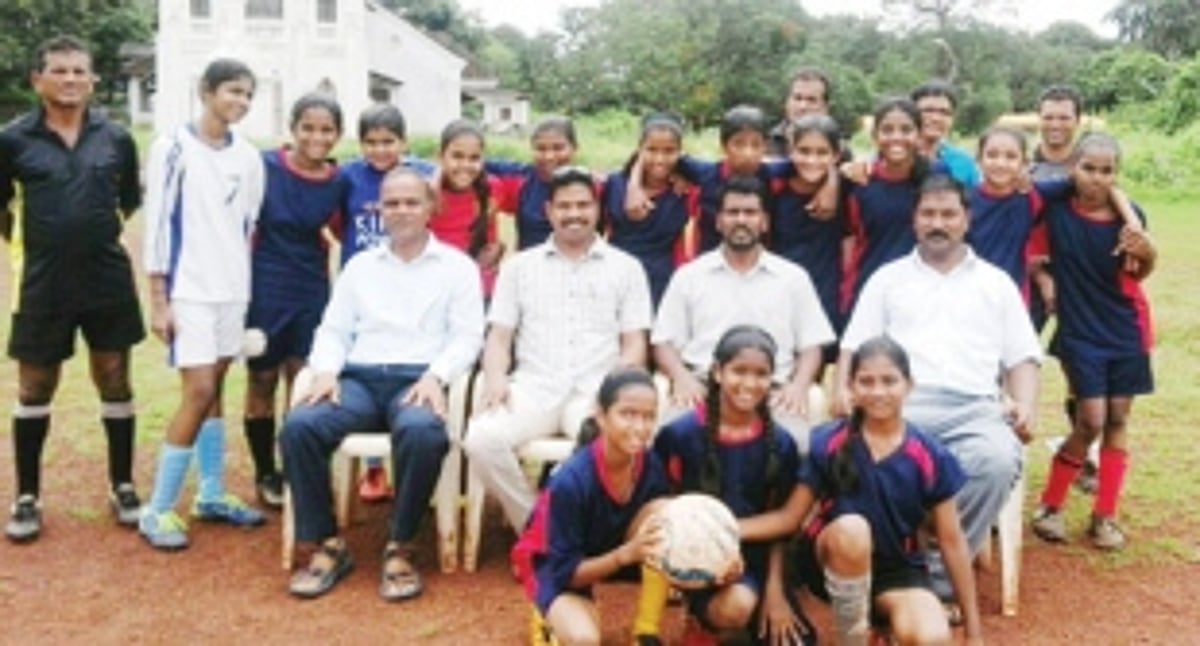 St Thereza HS champs