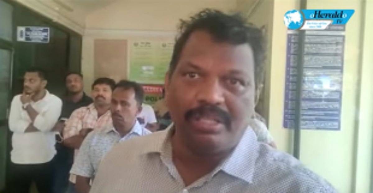 Stabbing case: Lobo,  local youth meet CM