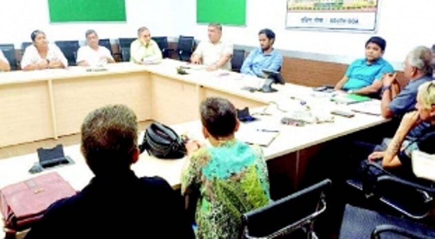 Stakeholders call for creating awareness, streamlining stray dog feeding practice