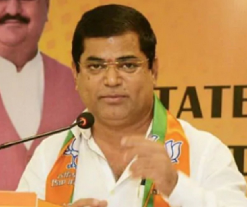 State facing serious crimes, why fuss over ‘porn’ clip, ask netizens 1 State facing serious crimes, why fuss over ‘porn’ clip, ask netizens