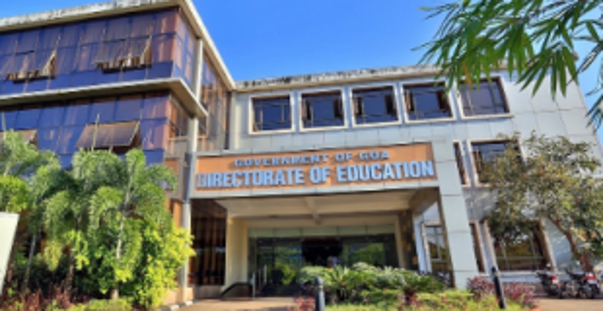 Stay in touch with students through electronic media:  Education dept to schools