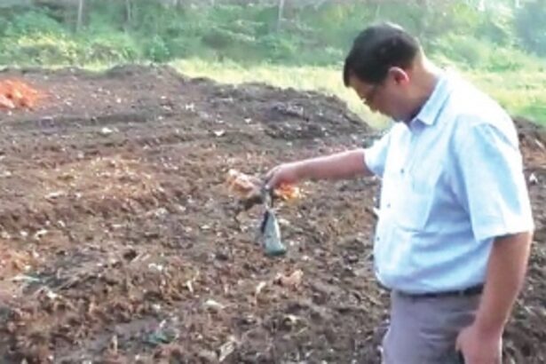 Stench exposes Margao civic body’s sneaky dumping of mixed garbage near Old Market Circle