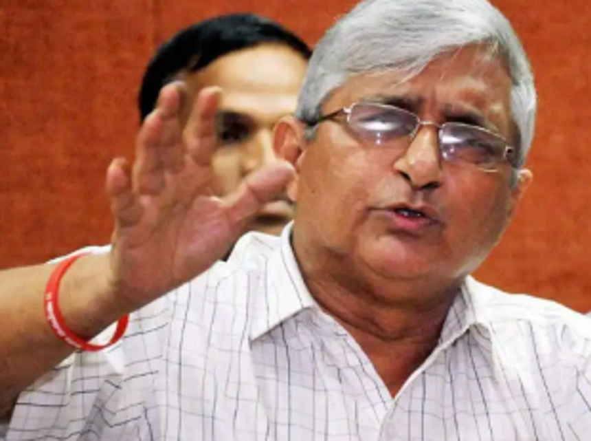 Stop instruction in English at primary school level, BBSM demands