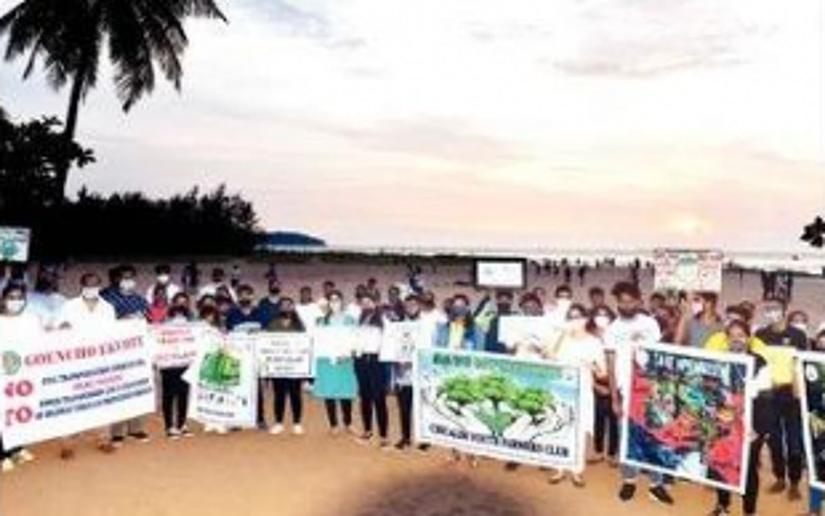 Stop sacrificing Goa  to return favours