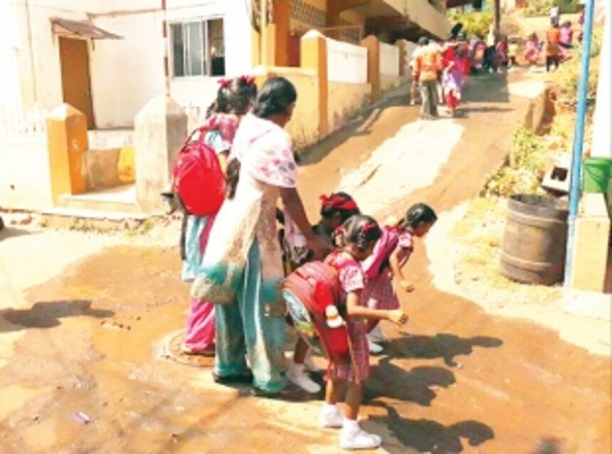 Streets in Desterro area of cleanest town filled with sewage 1 Streets in Desterro area of cleanest town filled with sewage