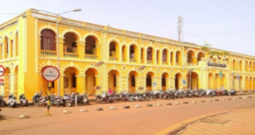 Strict action against staff, supervisors found burning waste: MMC 1 Strict action against staff, supervisors found burning waste: MMC
