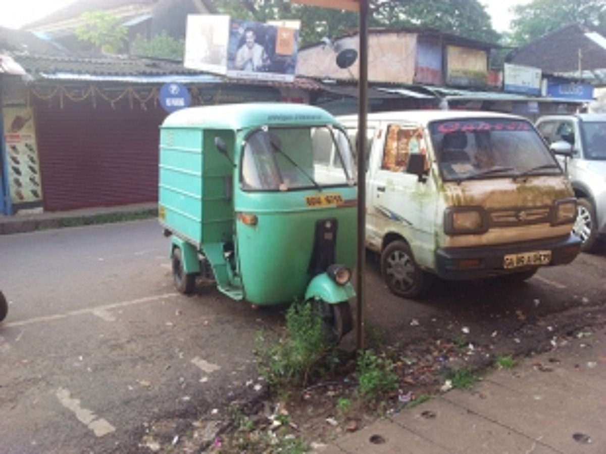 Strict action sought against irresponsible parking