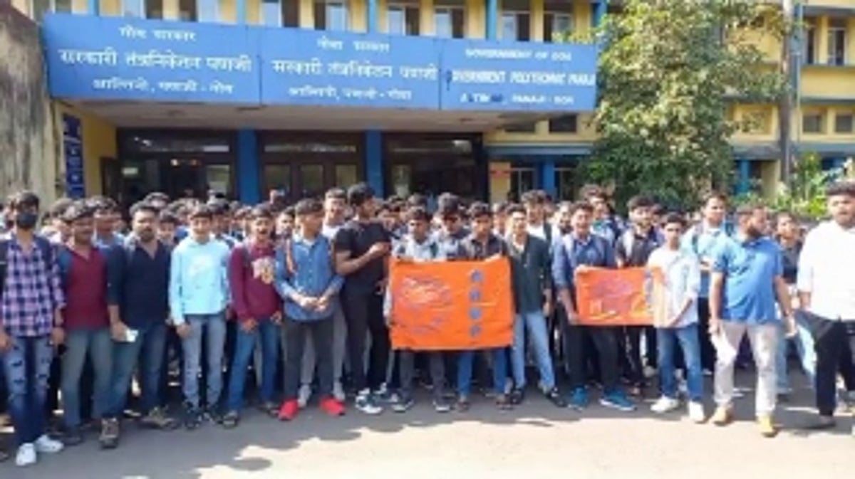 Student Protest Led by GPP and ABVP Goa Demands Swift Resolution to Various Campus Issues