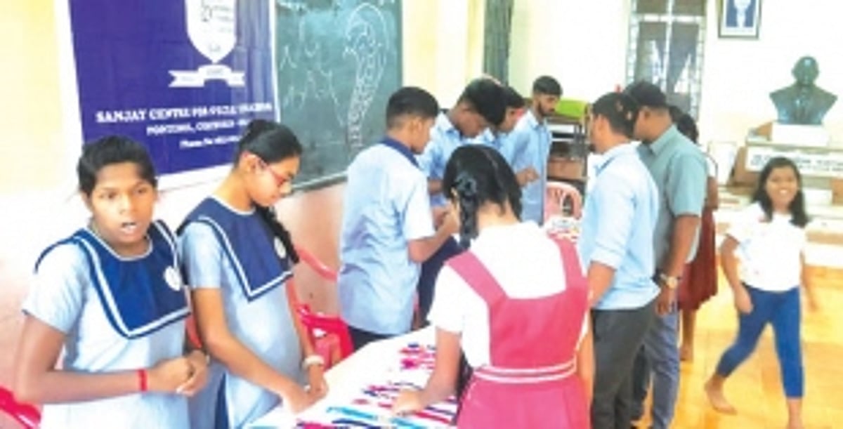 Students celebrate bonding  through inter-school rakhi expo