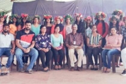 Students get in the festive spirit