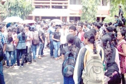 Students in no state of mind to answer exams- teachers, parents