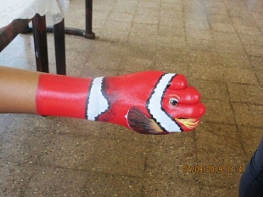 Students learn about fish