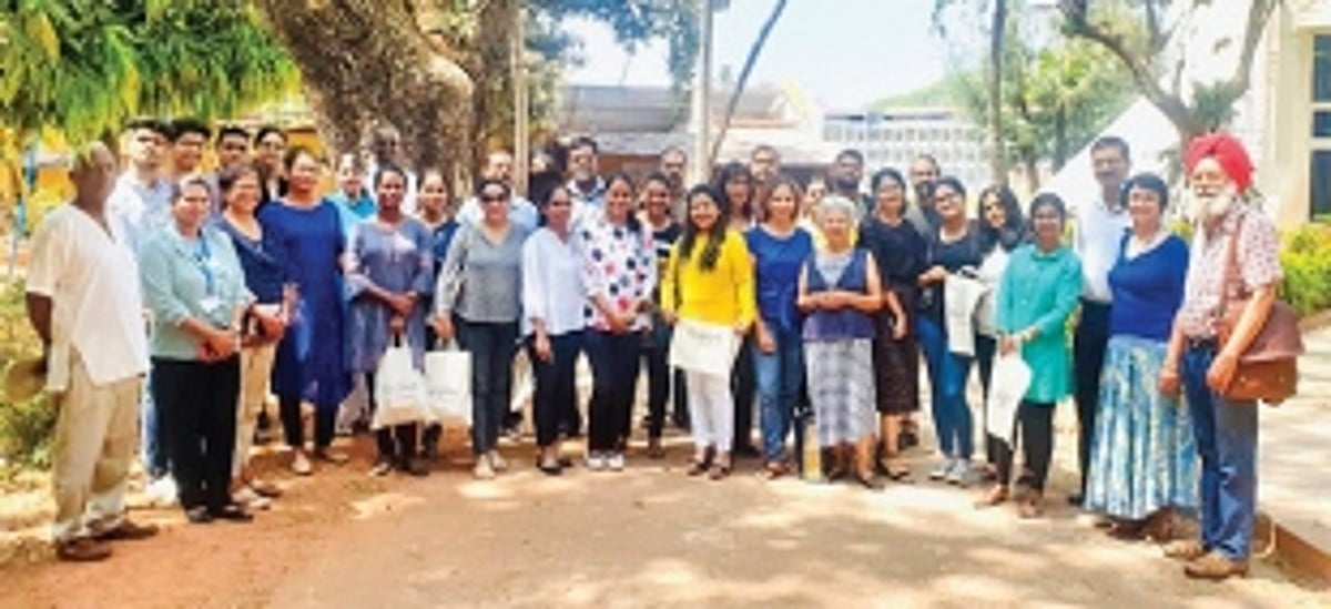 Students learn about organic living