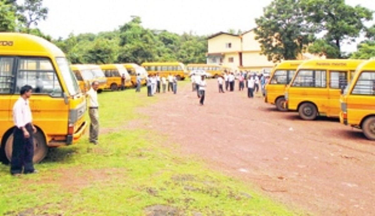 Students’ life at risk,  authorities turn a blind eye