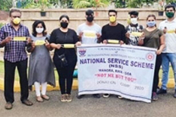 Students of VMSIIHE donate masks to residents of Raia, spread awareness on hygiene guidelines