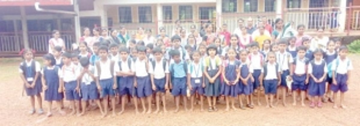 Students protest shortage of teachers  at Usgao school, boycott classes