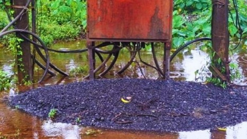 Submerged Transformer in Uguem Sanguem Poses Severe Electrocution Risk 1 Submerged Transformer in Uguem Sanguem Poses Severe Electrocution Risk