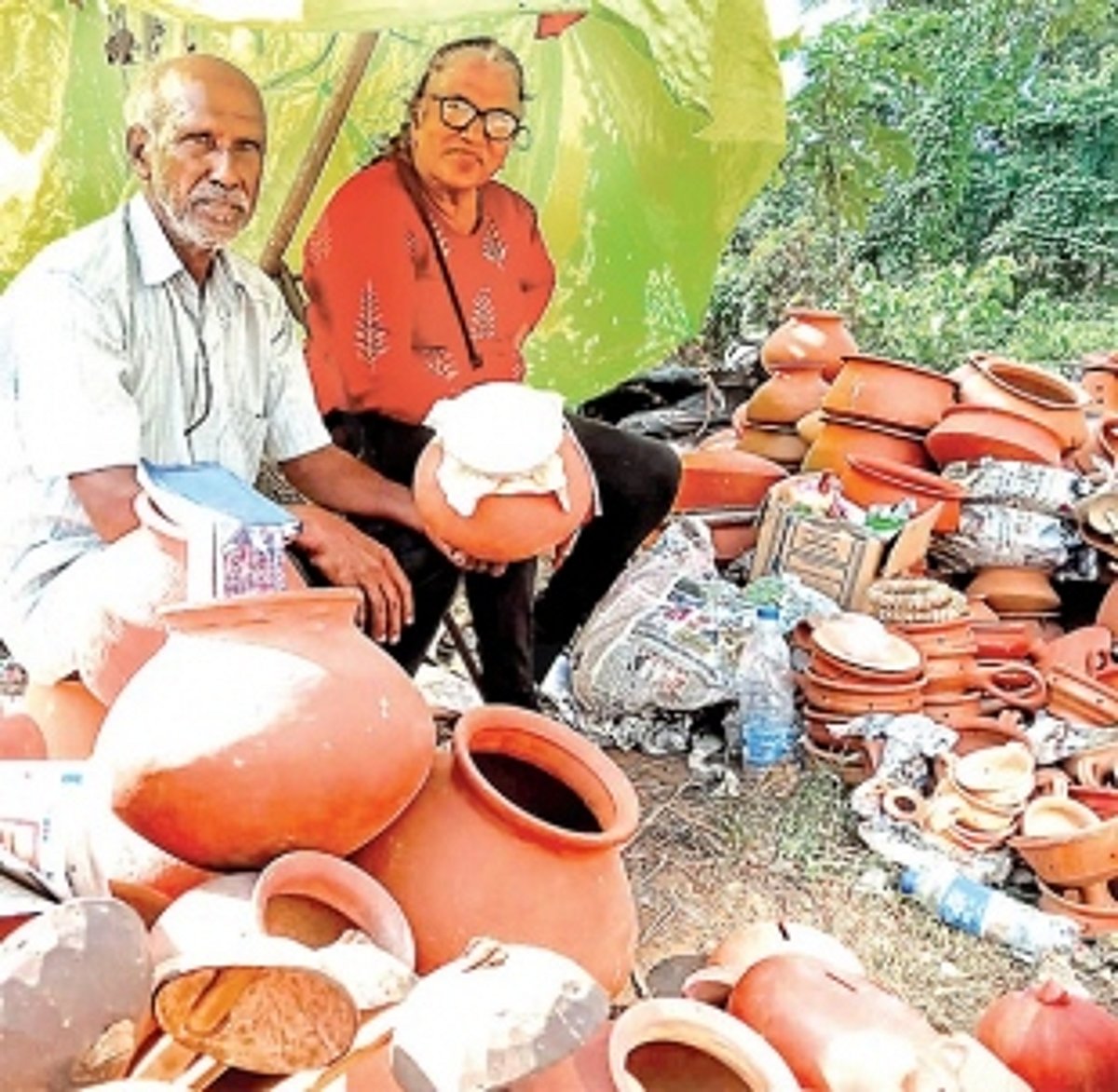 Sucorro’s septuagenarian potter Jose Rodrigues handcrafts works of functional art