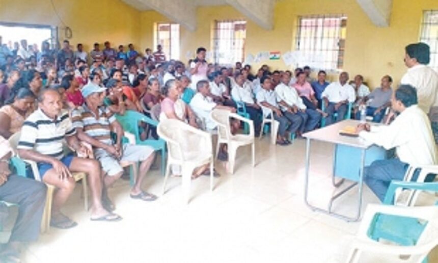 Sugarcane farmers threaten agitation  at Sanjivani sugar factory on Jan 7