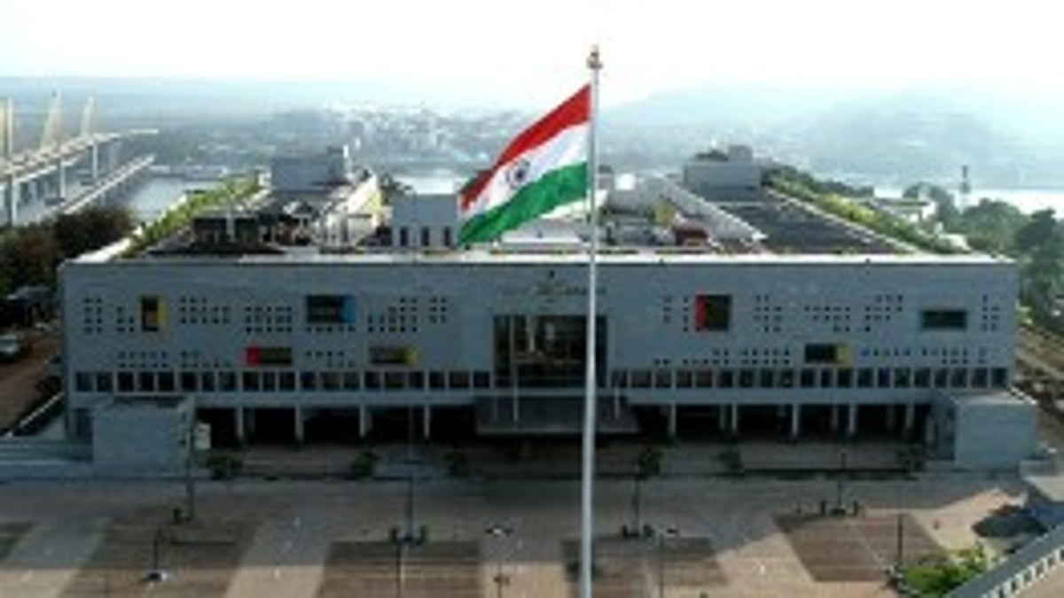 Suleman Khan Moves High Court to Quash FIRs in Goa Land Grab Cases