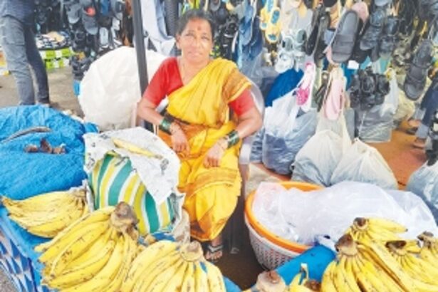 Sunanda Parsekar’s ‘vocal for local’ ethos has  made her Mapusa’s favourite banana merchant