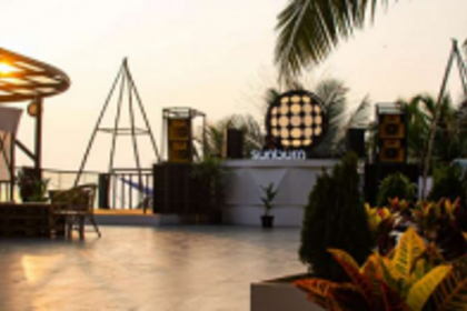 Sunburn Club organises ‘illegal’ NYE party after being allowed to open for removing perishable items only