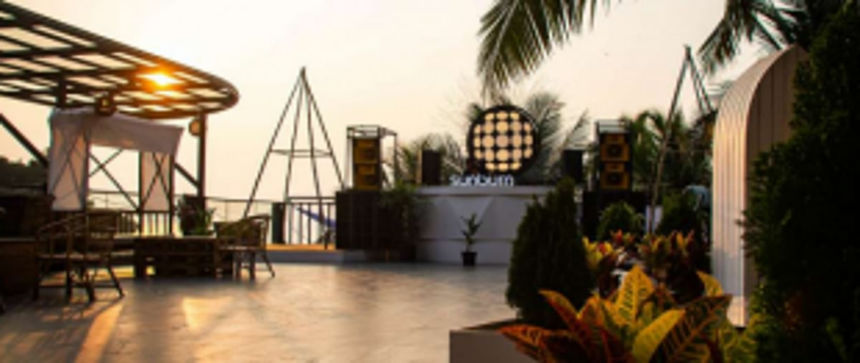 Sunburn Club organises ‘illegal’ NYE party after being allowed to open for removing perishable items only