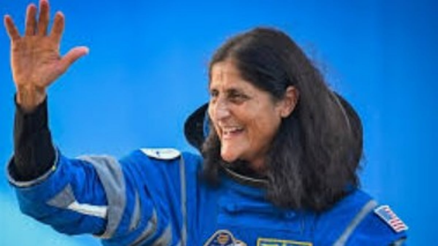 Sunita Williams Returns: A Mission Accomplished 1 Sunita Williams Returns: A Mission Accomplished