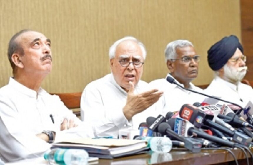 Supreme Court disturbed at MPs raising CJI impeachment issue in public