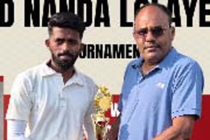 Swapnil stars for Sportsweek
in 4-wkt win over Stamina CC