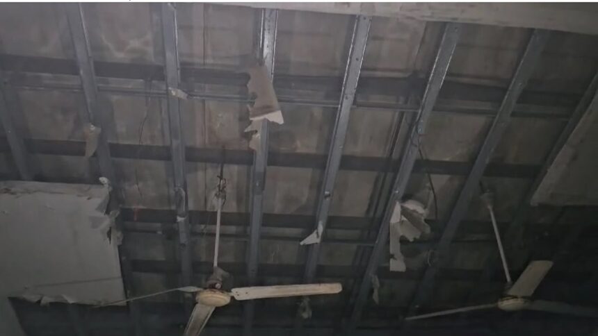Swimming pool and hall in CM’s Sankhali constituency left to rot; complaints ignored since 2013 1 Swimming pool and hall in CM’s Sankhali constituency left to rot; complaints ignored since 2013