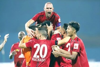 Sylla salvages point for NEUFC