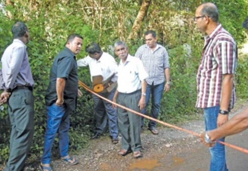 TCP inspects beach access at Cavelossim 1 TCP inspects beach access at Cavelossim