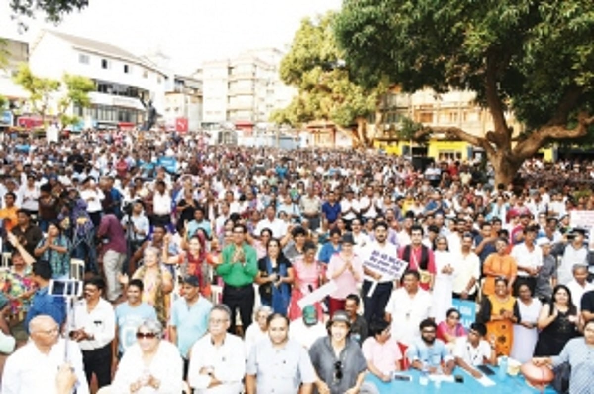 TCP minister isolated on PDAs