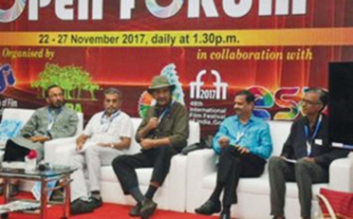 THE FUTURE OF CINEMA IS GOING TO BE DIGITAL