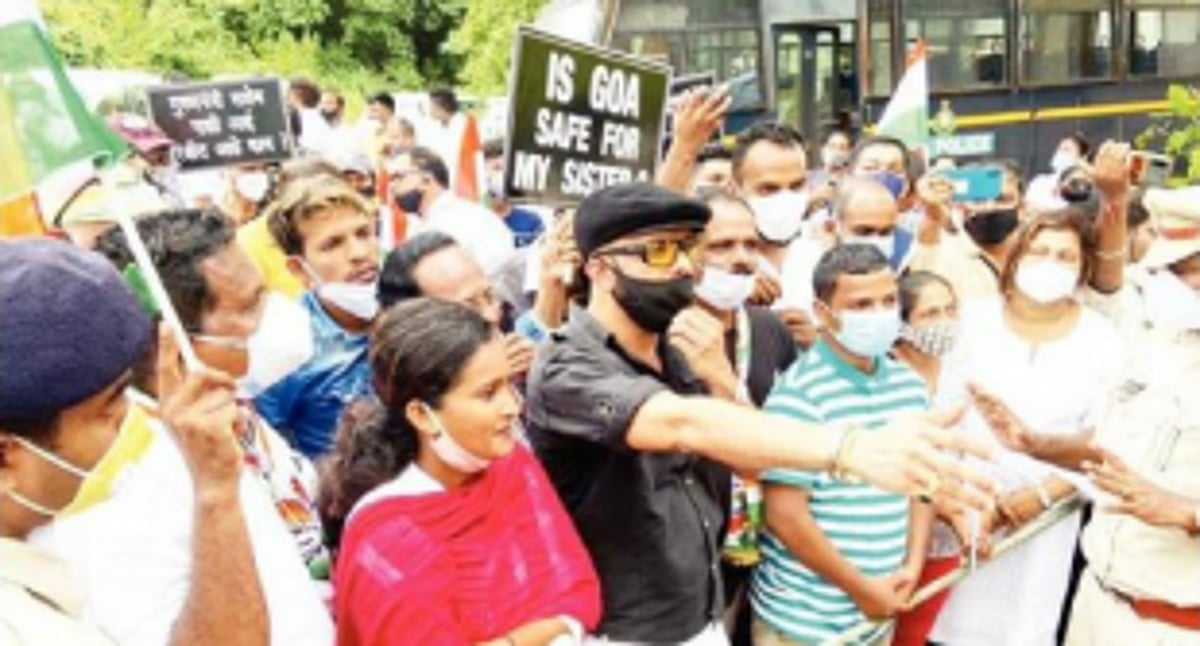 THE LURKING THREAT  THAT MAKES WOMEN LOOK OVER THE SHOULDER